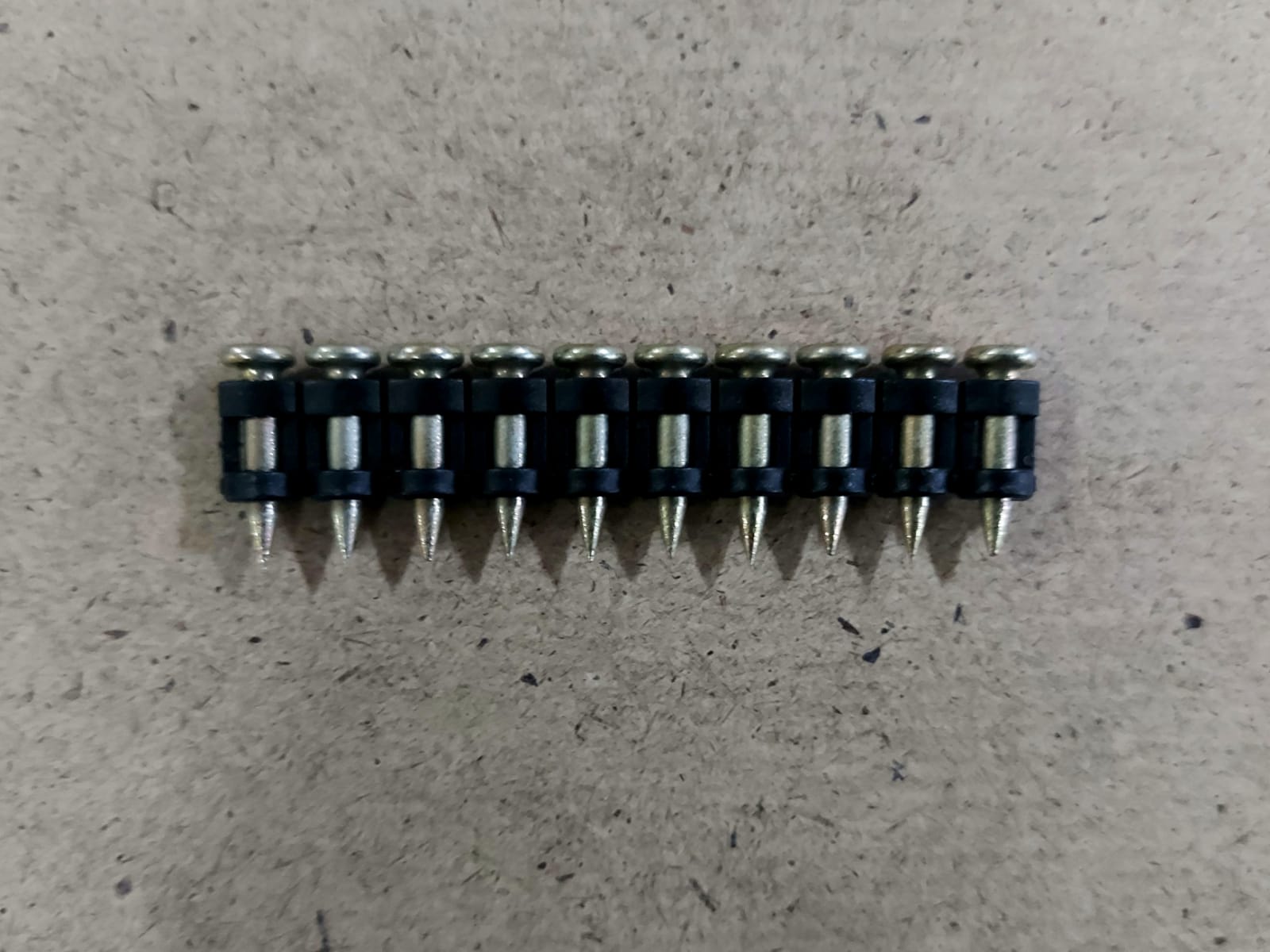 Гвоздь по бетону Toua EG bullet 3,05*17 мм (1000 шт)